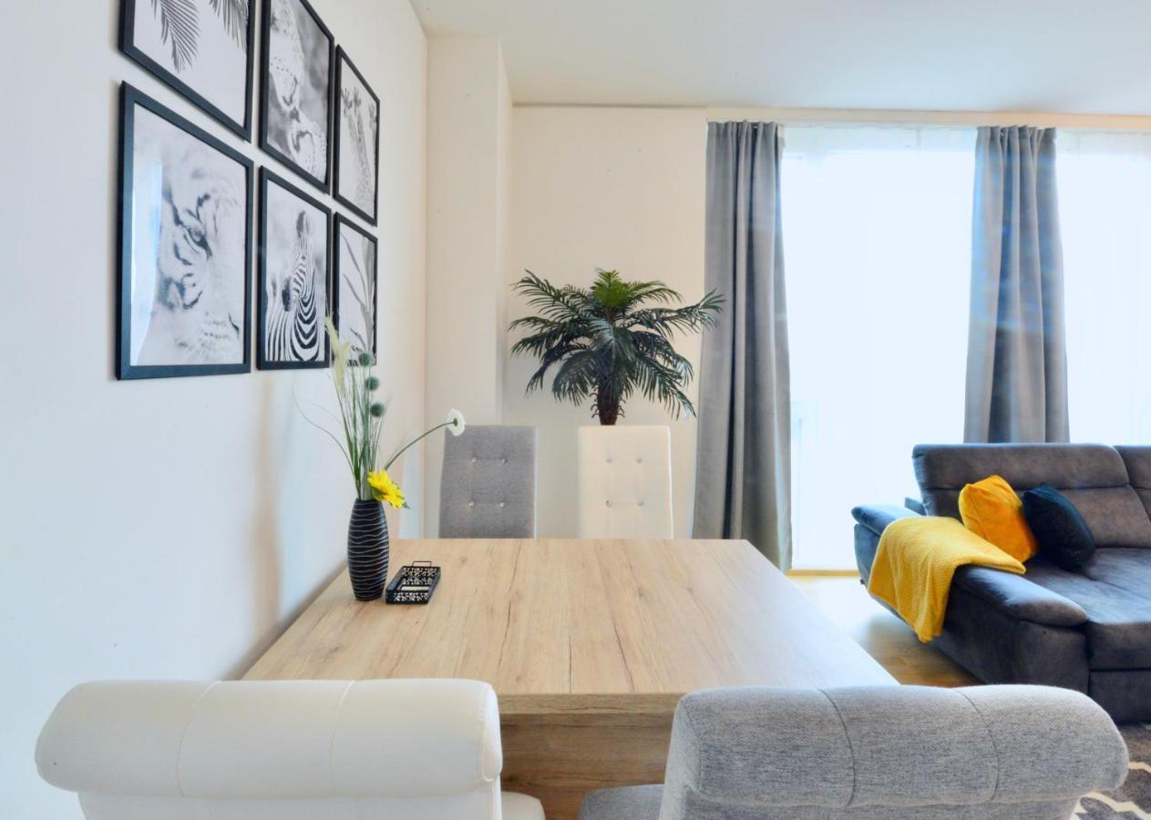 Apartment Skyscraper-feeling With Parking Nearby Wien
