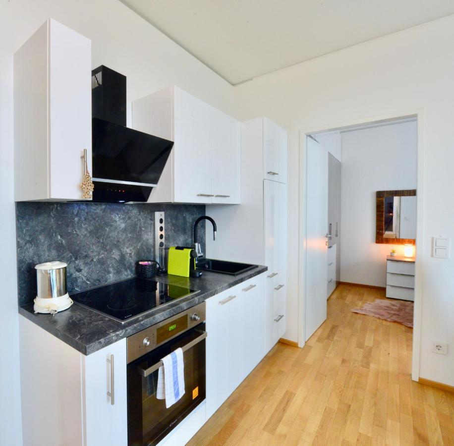 Apartment Skyscraper-feeling With Parking Nearby